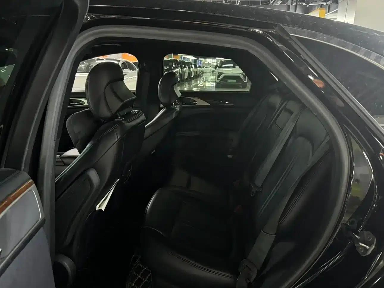Lincoln MKZ 2019 2.0T Premium Edition (National V Emission Standard) — миниатюра 8