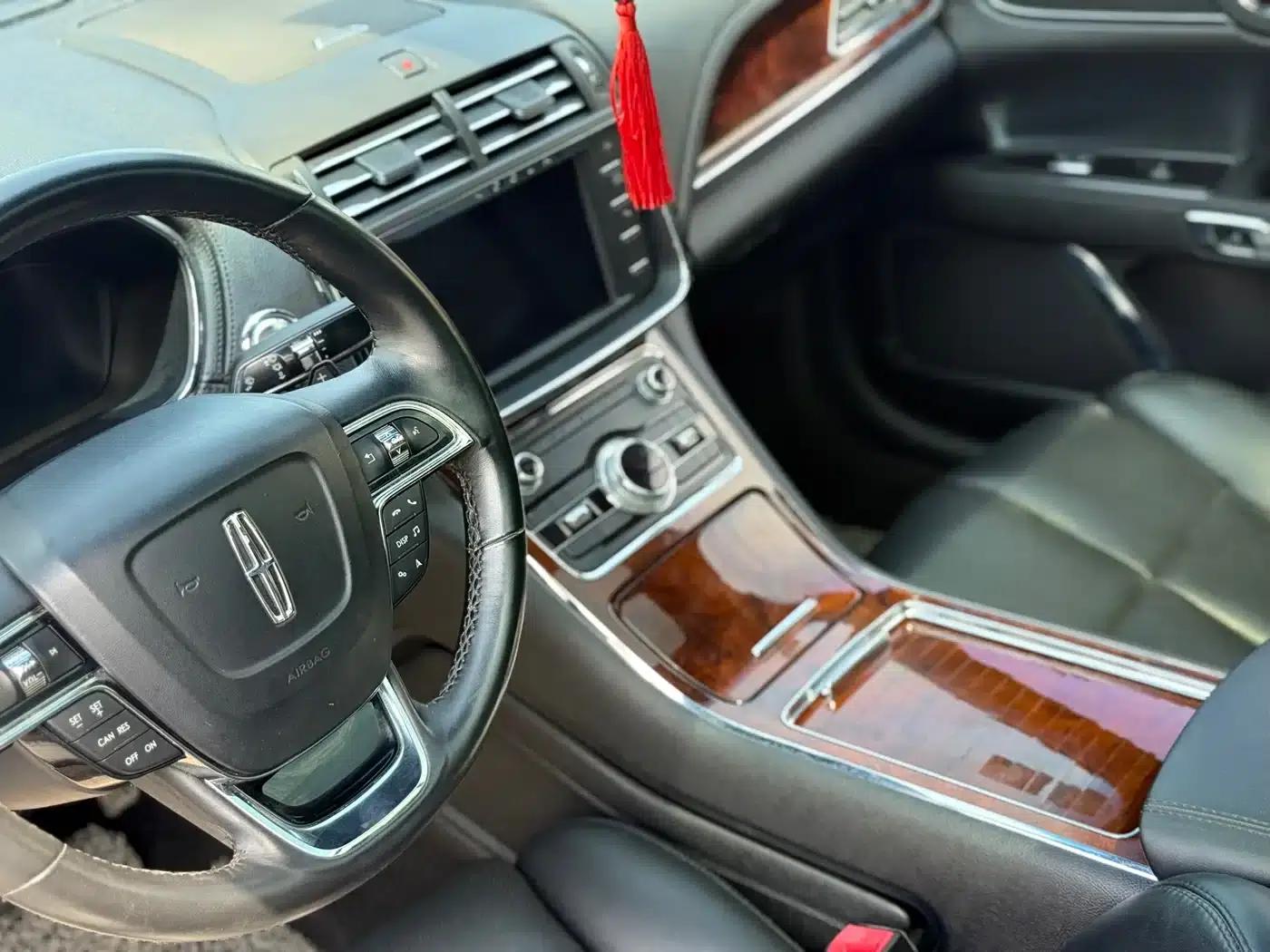 Lincoln Continental 2019 2.0T Two-Wheel Drive Premium Edition (China V Emission Standard) — миниатюра 9