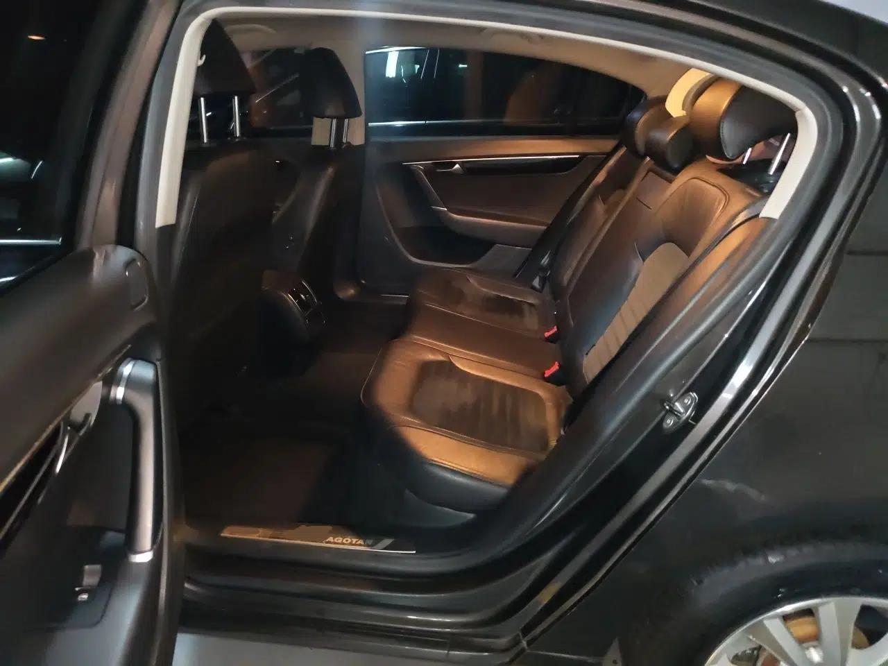 Volkswagen Magotan 2015 1.8TSI Luxury Model — миниатюра 17