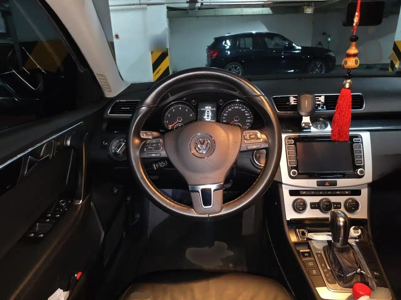 Volkswagen Magotan 2015 1.8TSI Luxury Model — миниатюра 10
