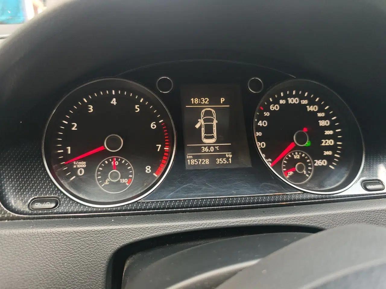 Volkswagen Magotan 2012 1.8TSI Luxury Model — миниатюра 11