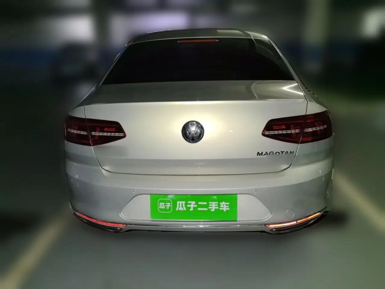 Volkswagen Magotan 2017 330TSI DSG Luxury Model — миниатюра 5