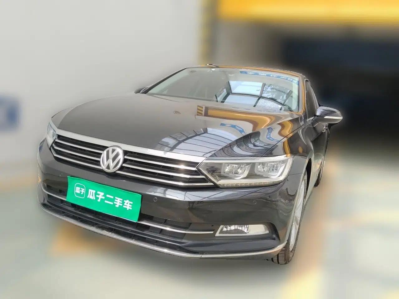 Volkswagen Magotan 2017 330TSI DSG Luxury Model — миниатюра 1