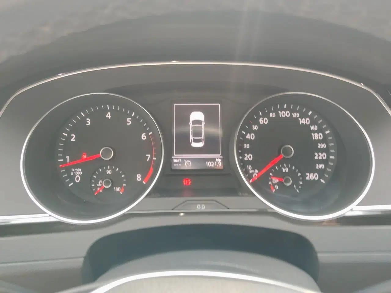 Volkswagen Magotan 2017 330TSI DSG Luxury Model — миниатюра 11