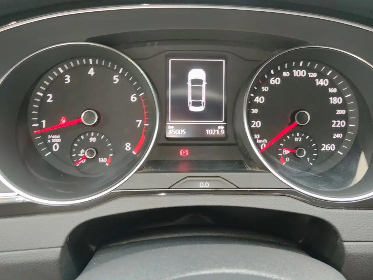 Volkswagen Magotan 2017 330TSI DSG Luxury Model — миниатюра 12