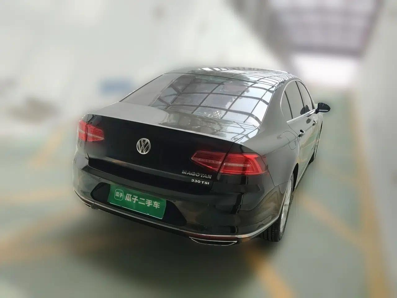 Volkswagen Magotan 2017 330TSI DSG Luxury Model — миниатюра 6