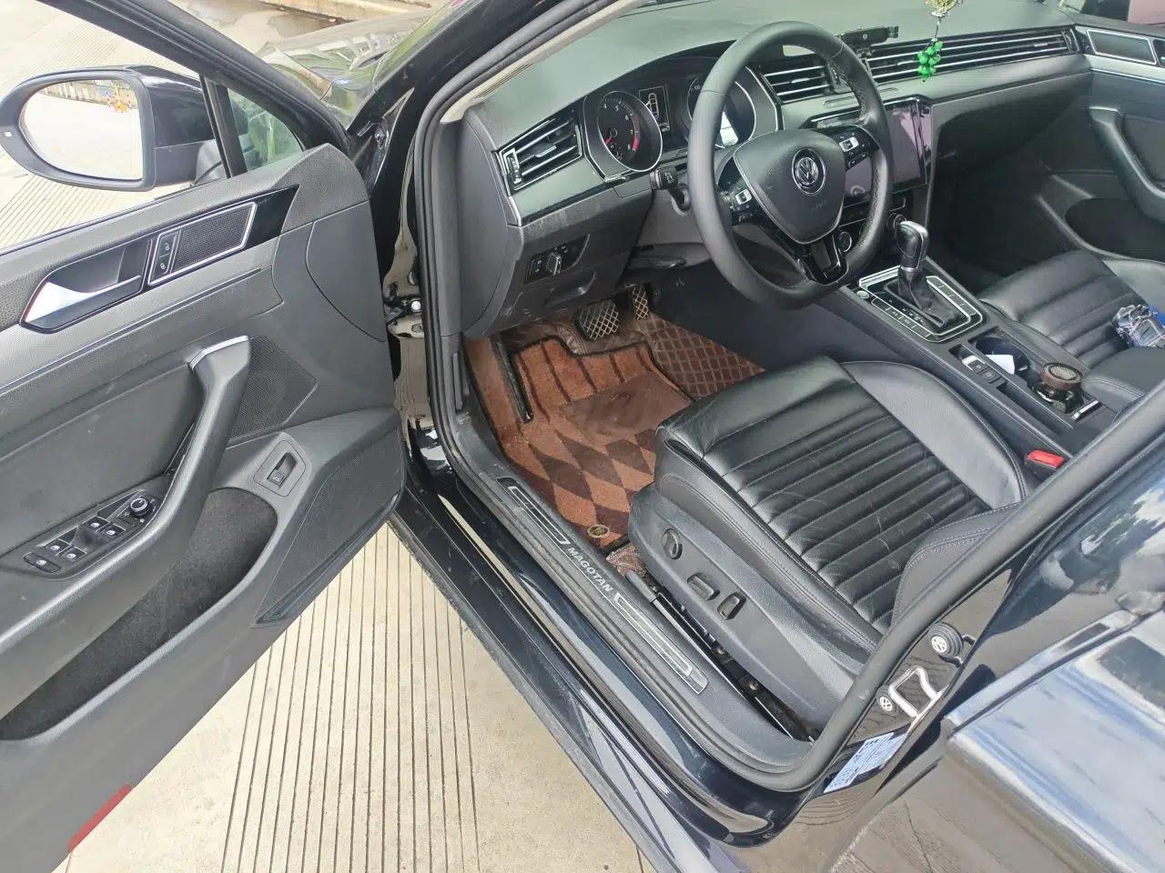 Volkswagen Magotan 2017 280TSI DSG Leading Edition — миниатюра 16