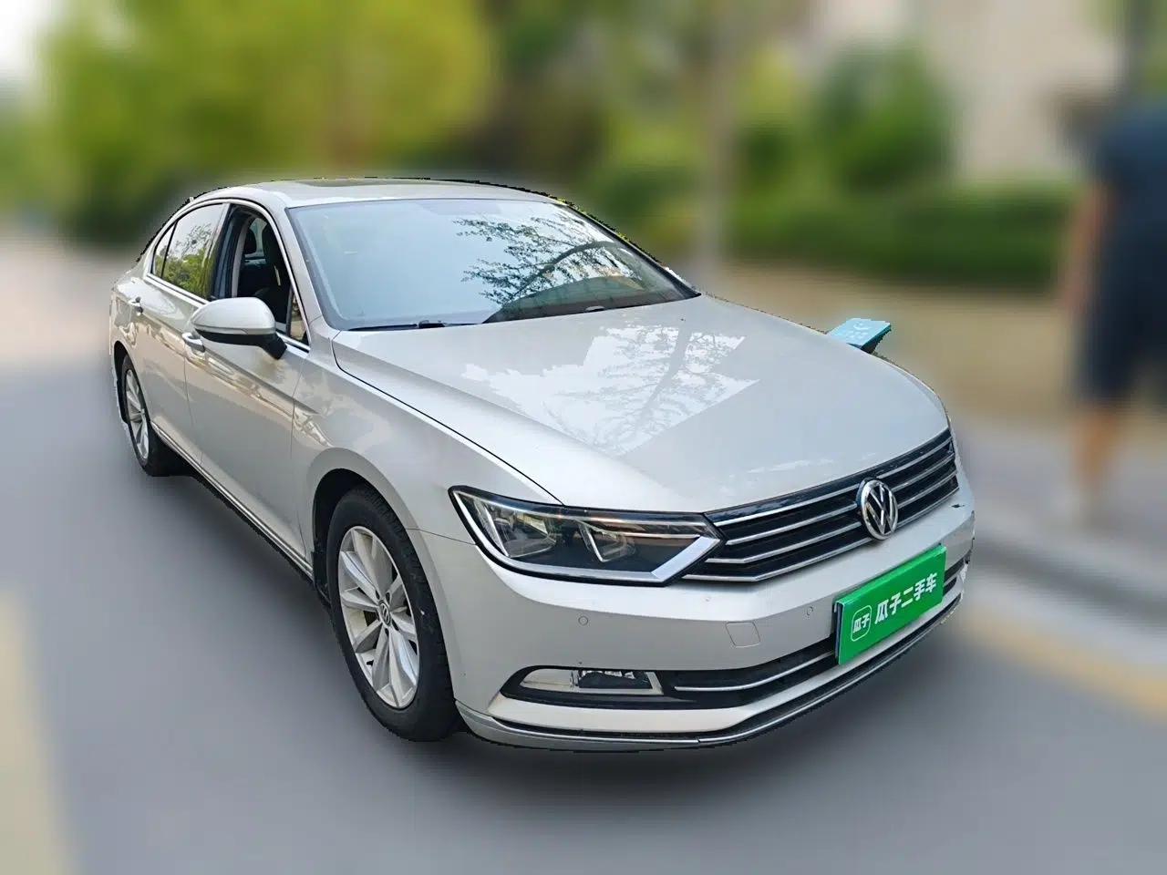 Volkswagen Magotan 2017 330TSI DSG Leading Model — миниатюра 3