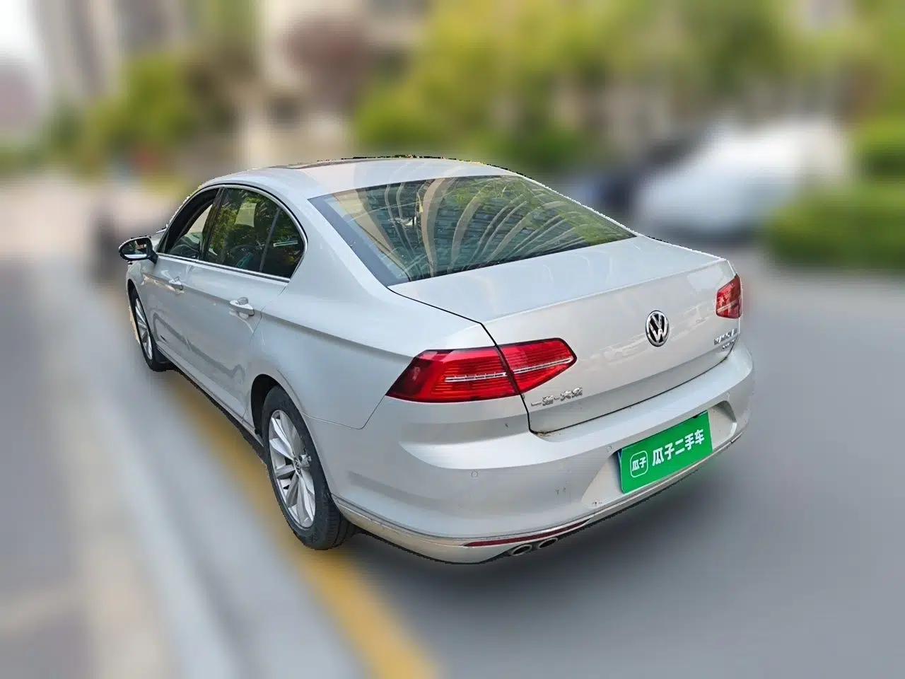 Volkswagen Magotan 2017 330TSI DSG Leading Model — миниатюра 4