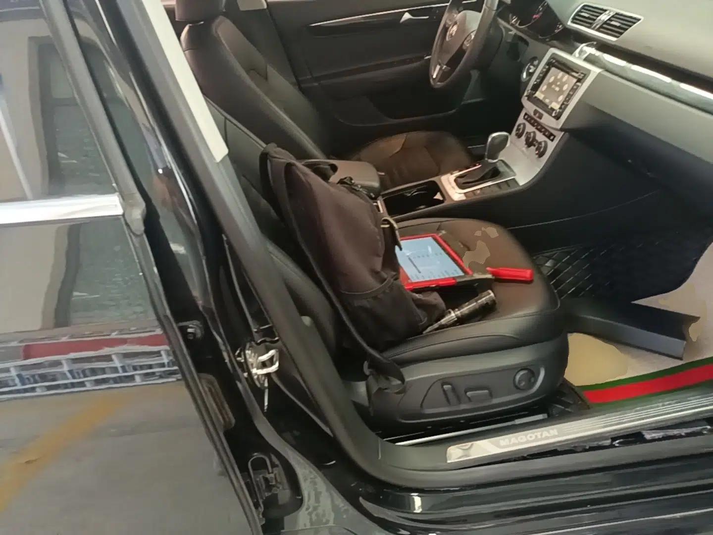 Volkswagen Magotan 2016 1.8TSI Luxury Comfort Model — миниатюра 19