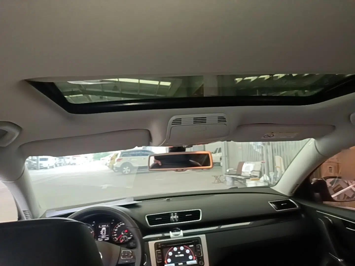 Volkswagen Magotan 2016 1.8TSI Luxury Comfort Model — миниатюра 21