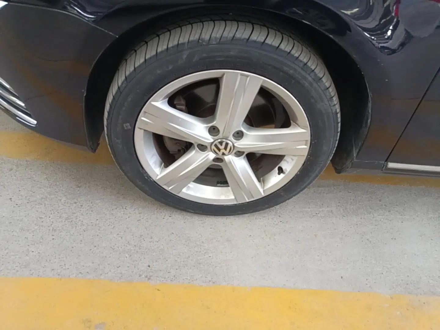 Volkswagen Magotan 2016 1.8TSI Luxury Comfort Model — миниатюра 10