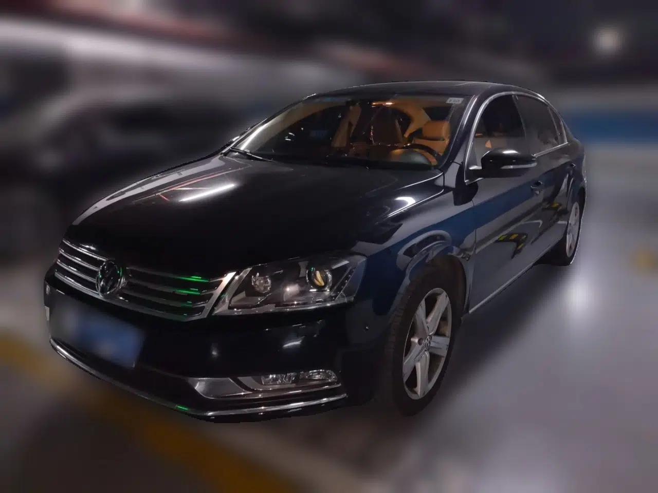 Volkswagen Magotan 2012 Revised Version 2.0 TSI Supreme Edition — миниатюра 1