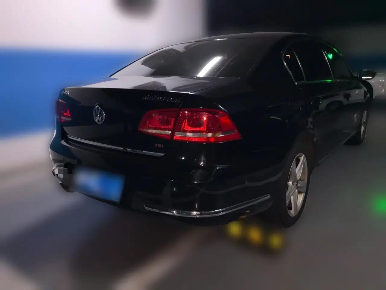 Volkswagen Magotan 2012 Revised Version 2.0 TSI Supreme Edition — миниатюра 6