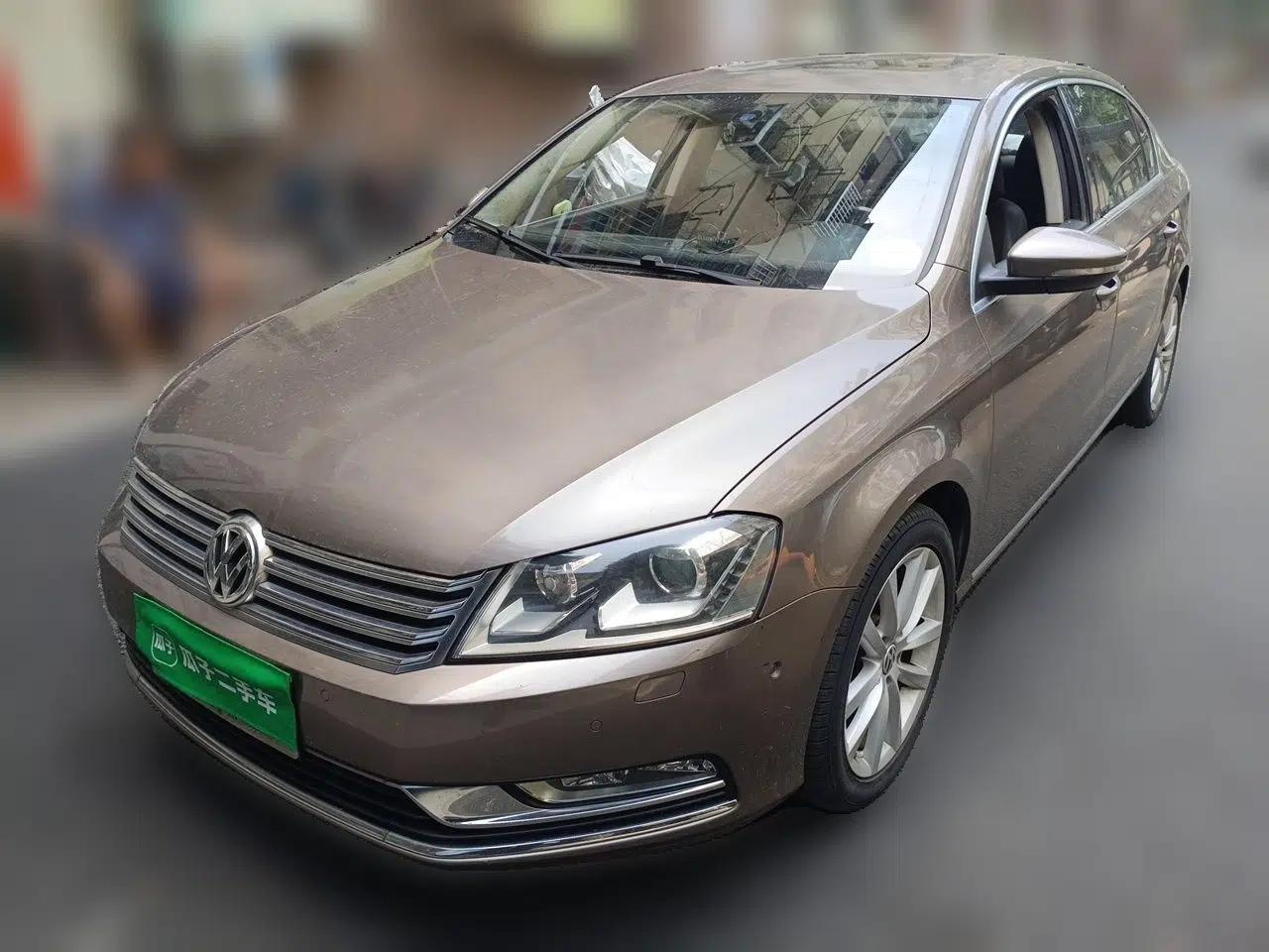 Volkswagen Magotan 2012 Facelift 1.8TSI Prestige Model — миниатюра 1