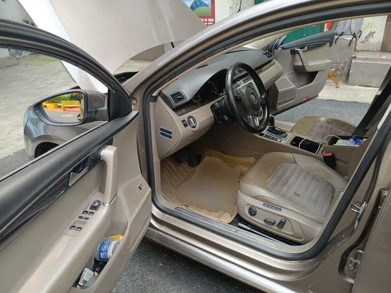 Volkswagen Magotan 2012 Facelift 1.8TSI Prestige Model — миниатюра 16