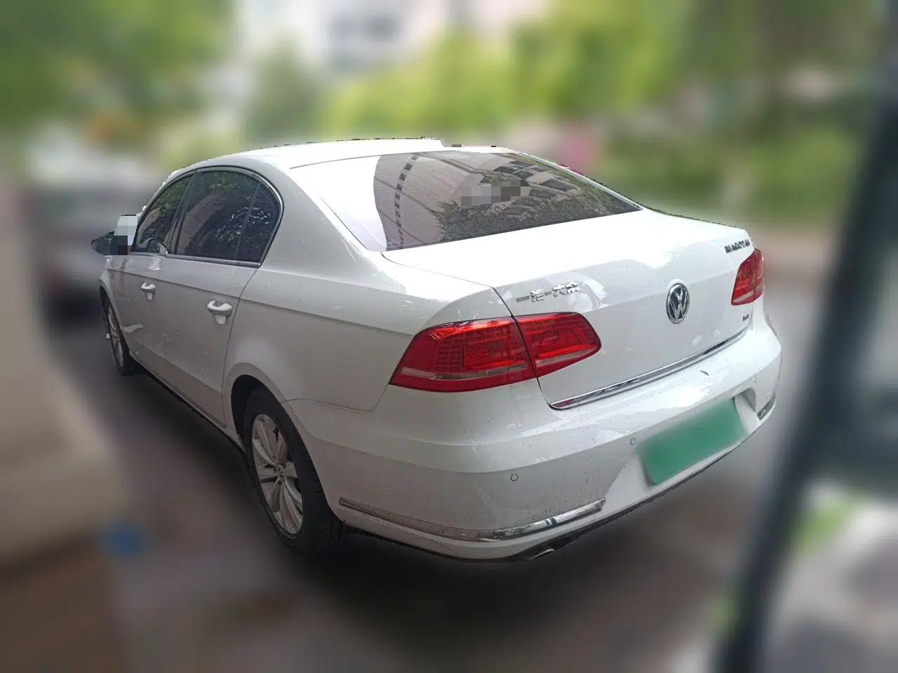 Volkswagen Magotan 2015 Facelift 1.8TSI Luxury Model — миниатюра 4
