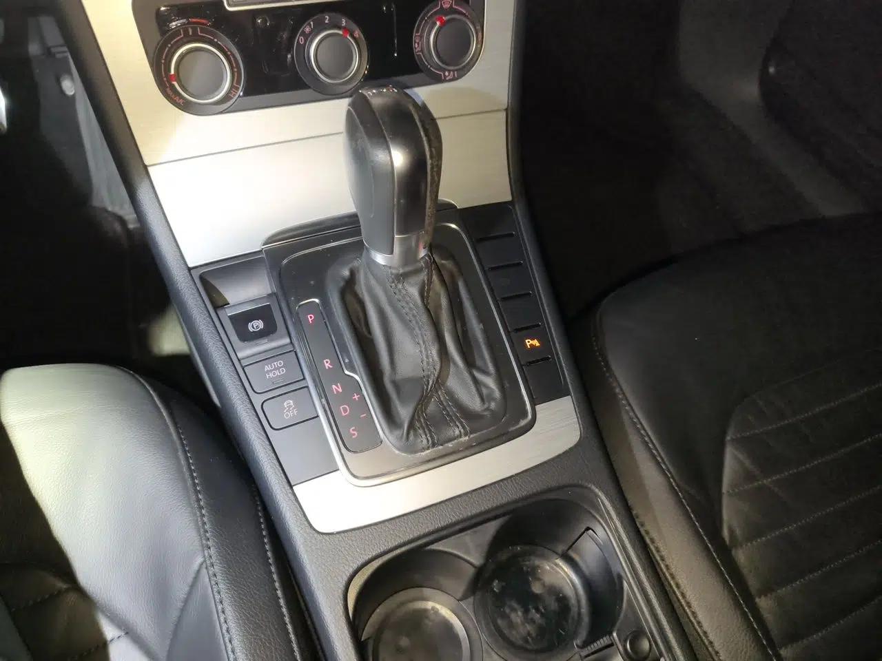 Volkswagen Magotan 2013 1.8TSI Premier Model — миниатюра 14