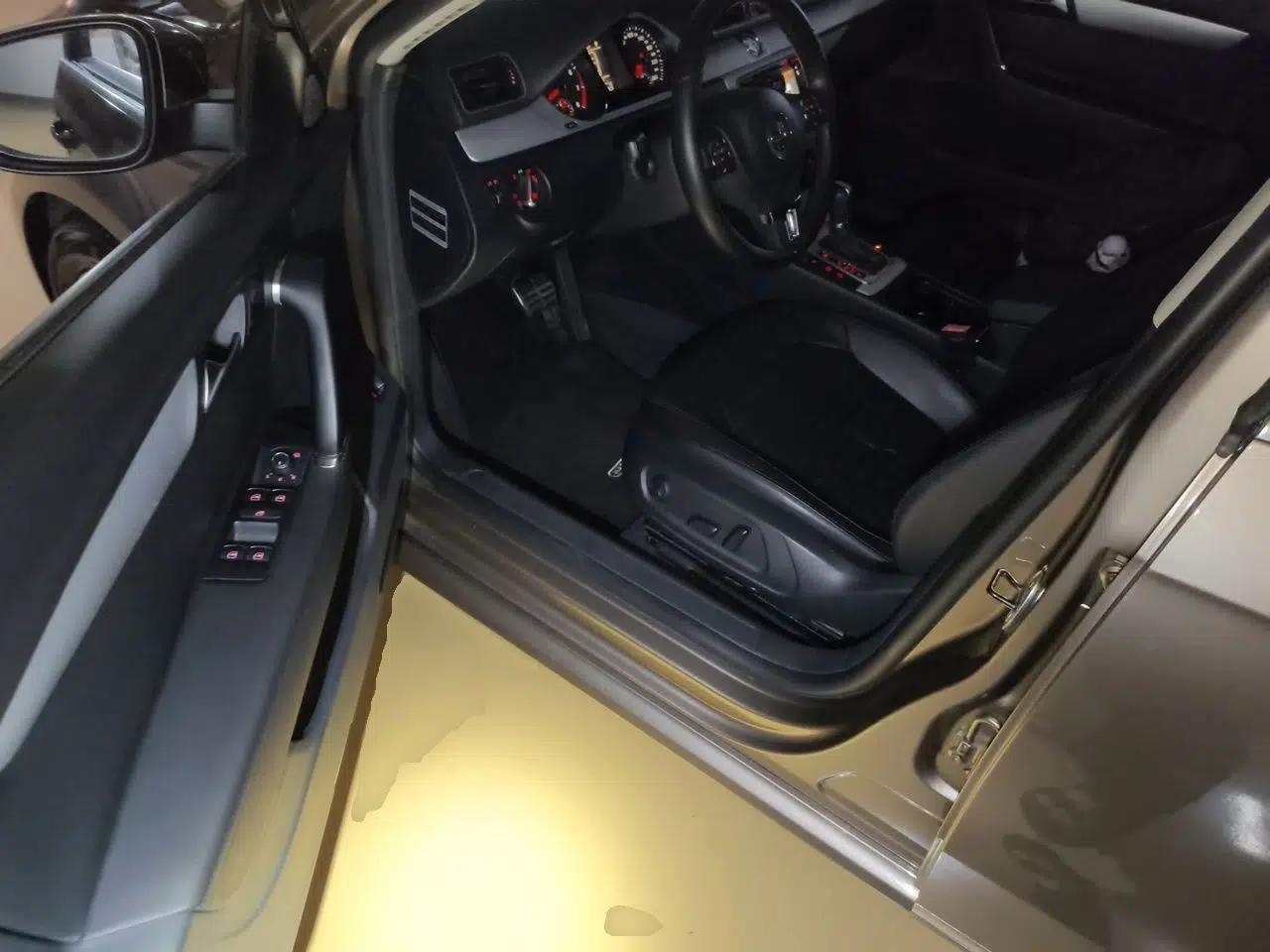 Volkswagen Magotan 2013 1.8TSI Premier Model — миниатюра 16