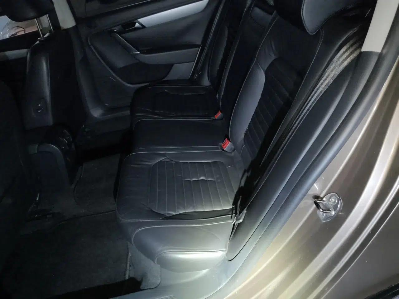 Volkswagen Magotan 2013 1.8TSI Premier Model — миниатюра 17
