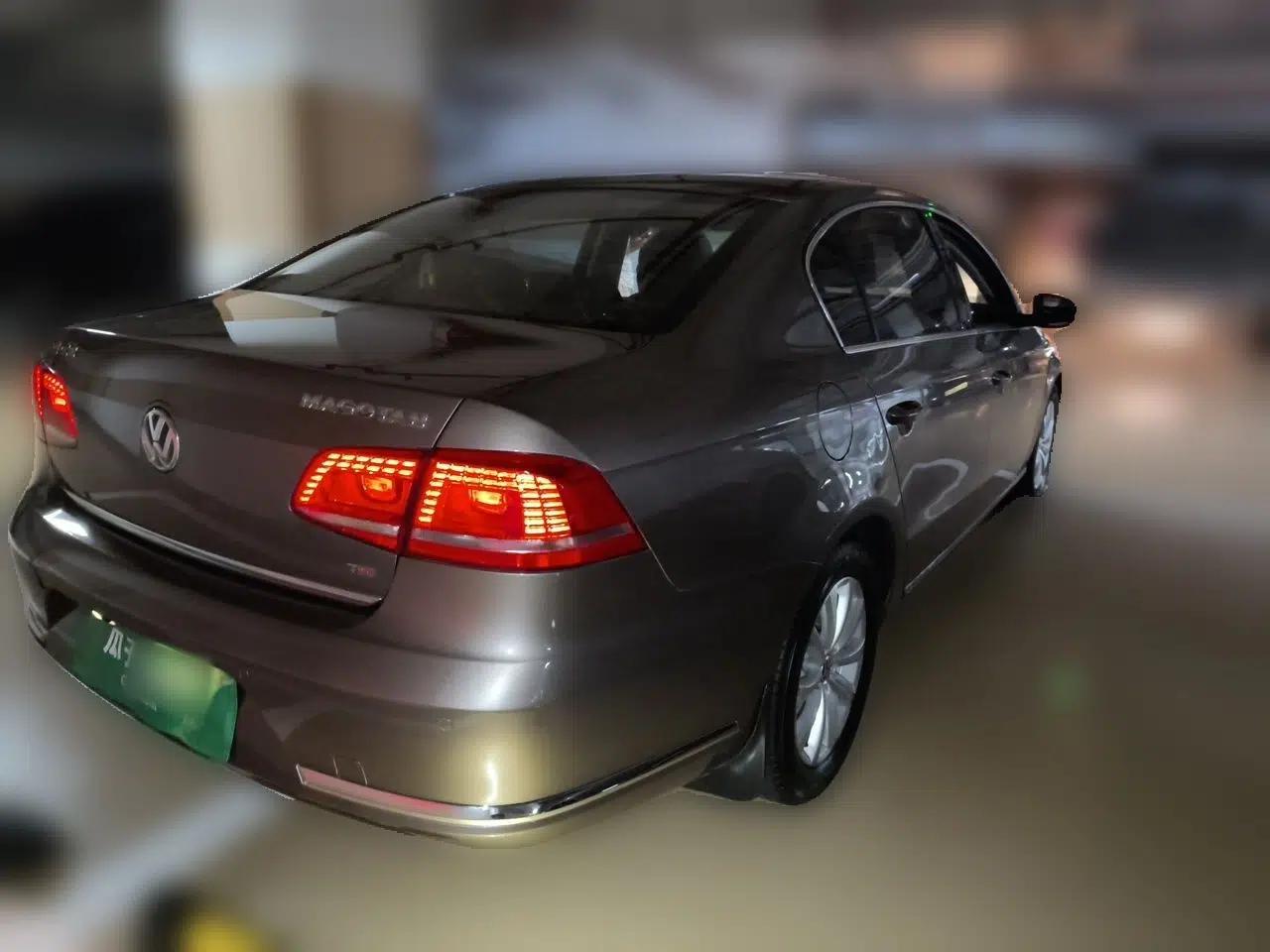Volkswagen Magotan 2013 1.8TSI Premier Model — миниатюра 6