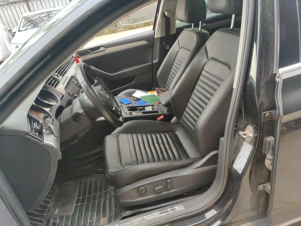 Volkswagen Magotan 2018 330TSI DSG Advanced Model — миниатюра 15