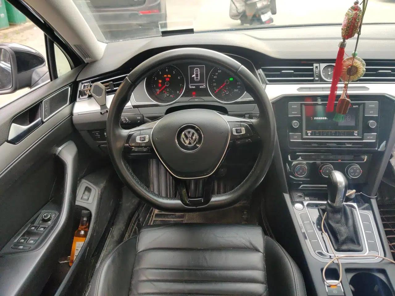 Volkswagen Magotan 2018 330TSI DSG Advanced Model — миниатюра 10