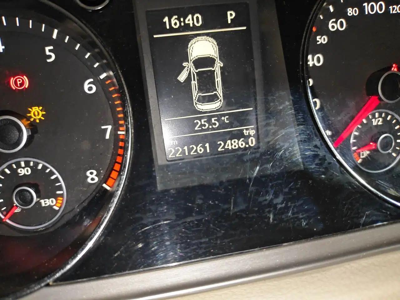 Volkswagen Magotan 2013 1.8TSI Luxury Model — миниатюра 12