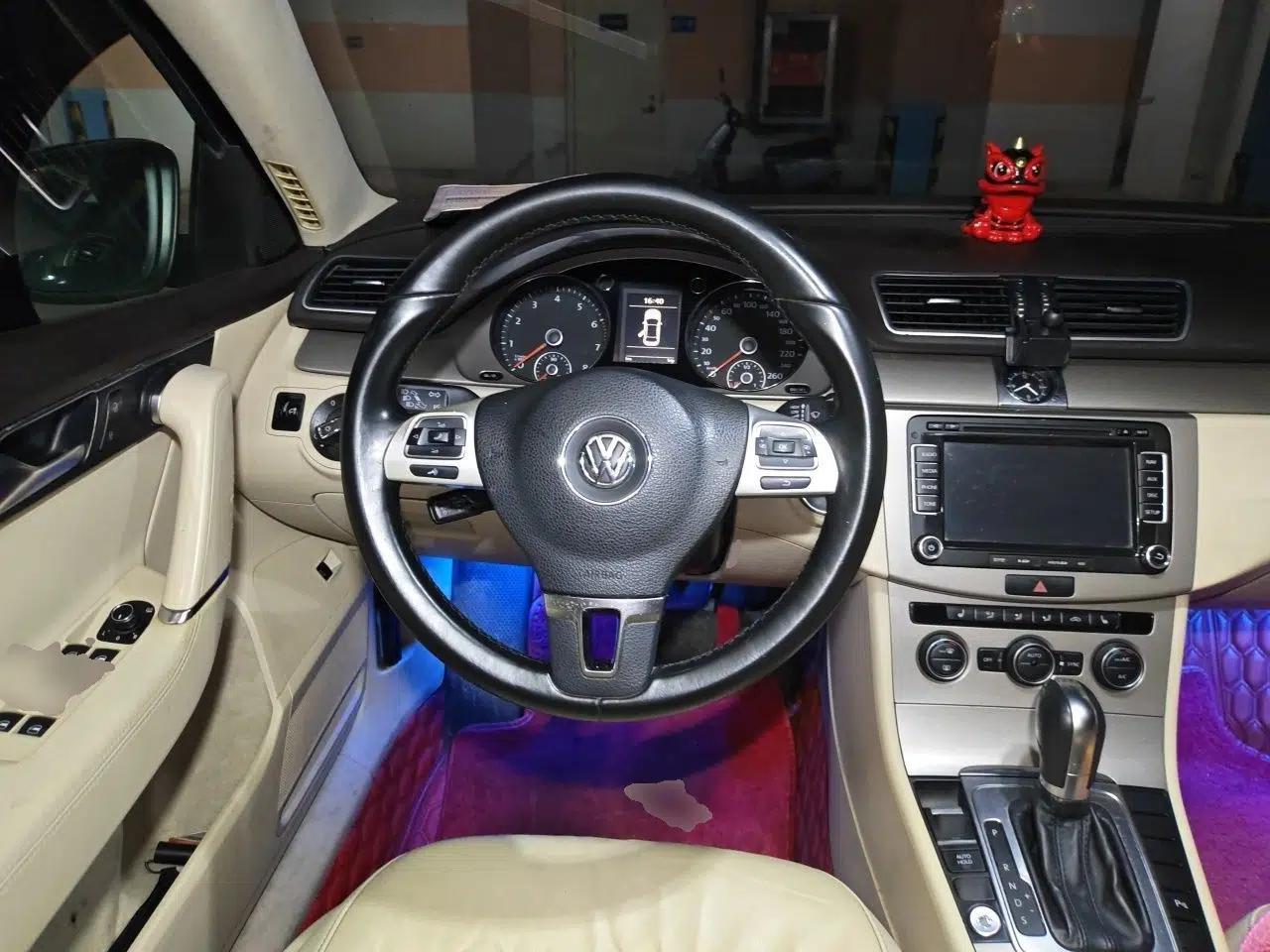Volkswagen Magotan 2013 1.8TSI Luxury Model — миниатюра 10