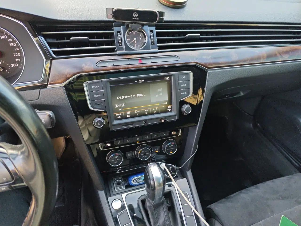 Volkswagen Magotan 2017 380TSI DSG Luxury Model — миниатюра 13