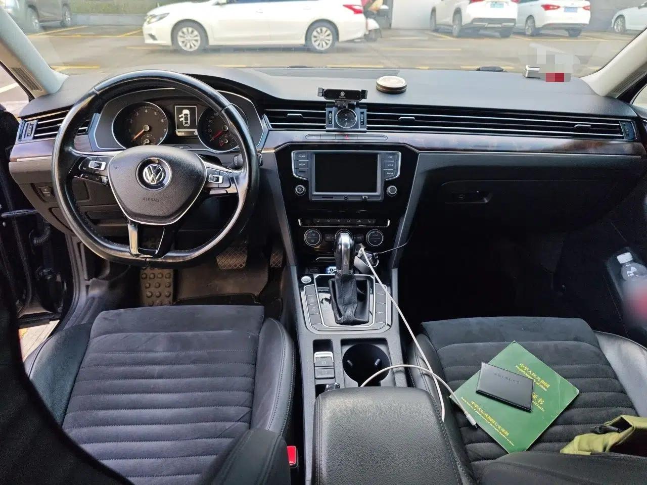 Volkswagen Magotan 2017 380TSI DSG Luxury Model — миниатюра 9