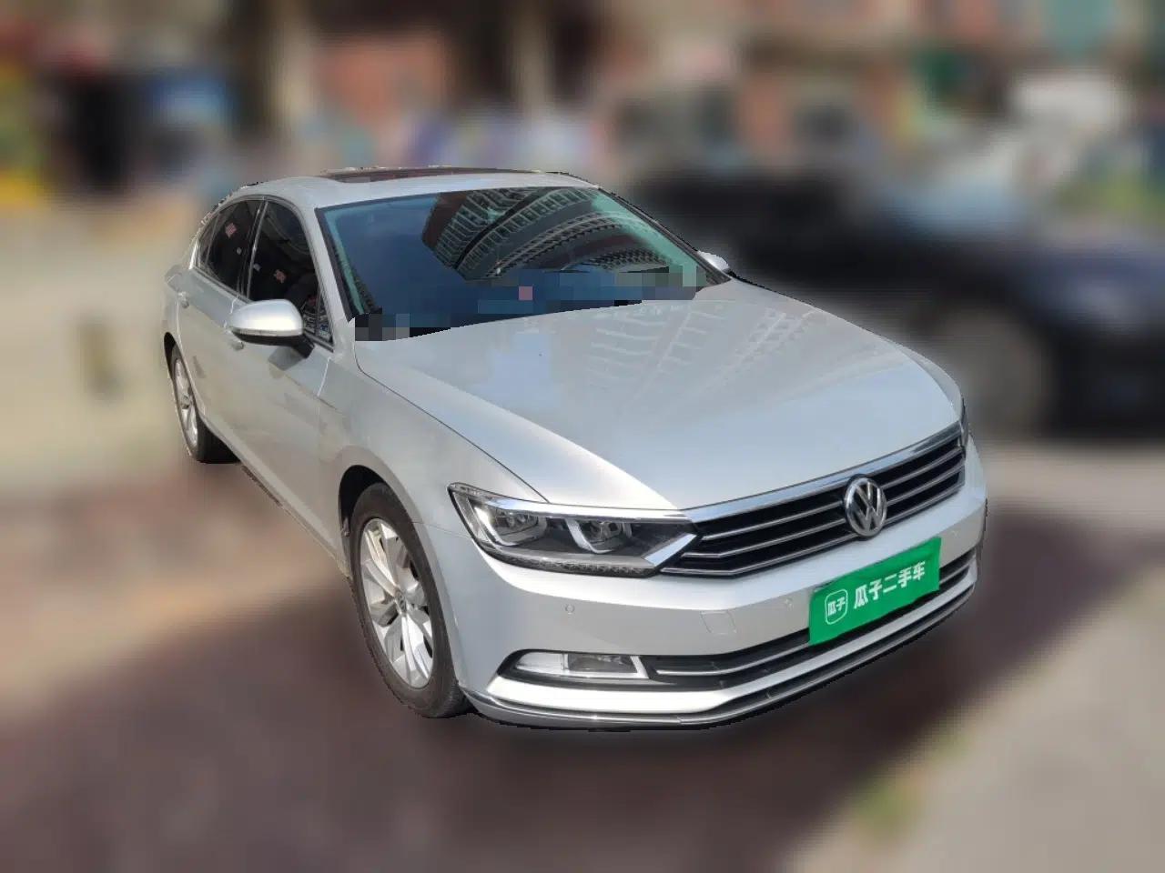 Volkswagen Magotan 2018 Facelift 330TSI DSG Luxury Model — миниатюра 3
