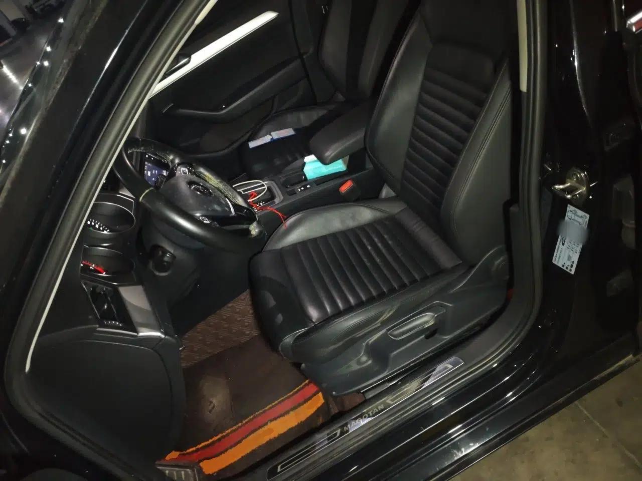 Volkswagen Magotan 2019 280TSI DSG Comfort Model China VI Standard — миниатюра 15