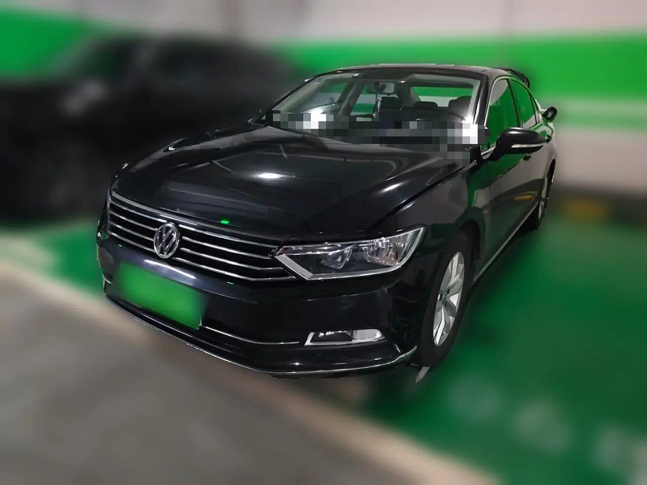 Volkswagen Magotan 2019 280TSI DSG Comfort Model China VI Standard — миниатюра 1