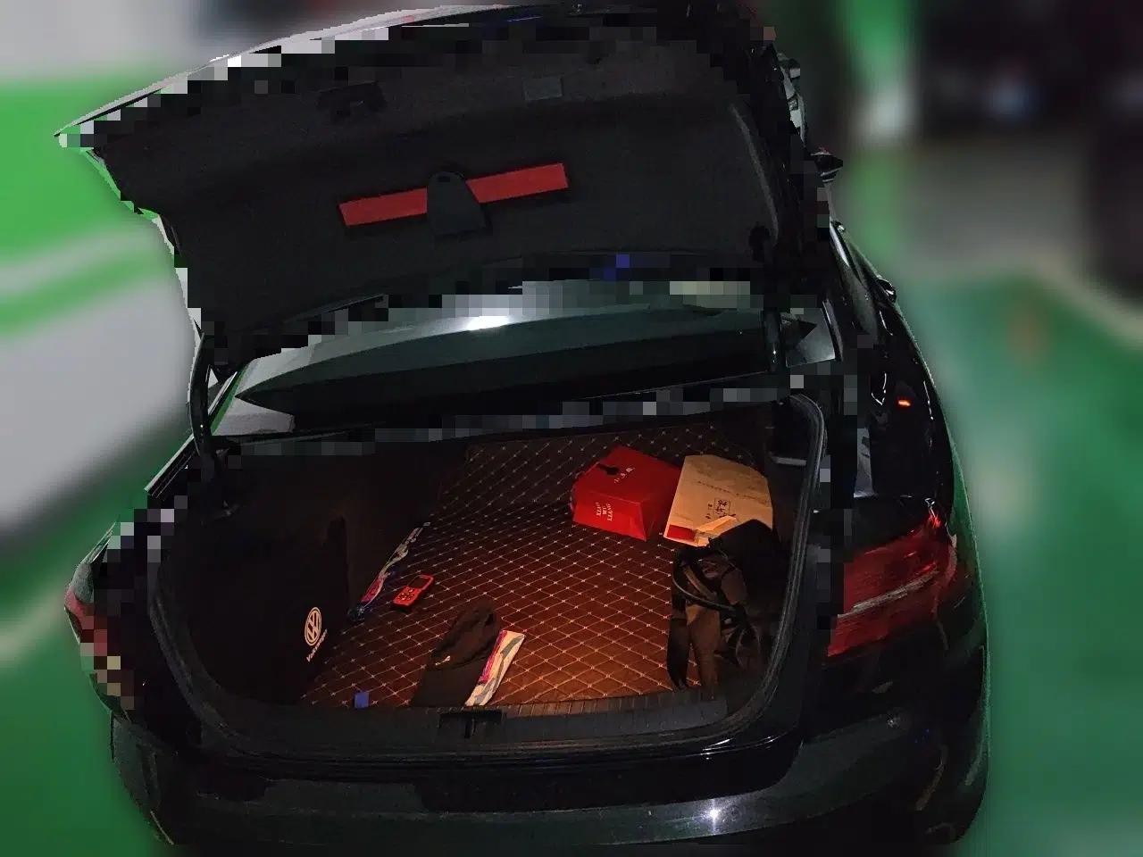 Volkswagen Magotan 2019 280TSI DSG Comfort Model China VI Standard — миниатюра 19