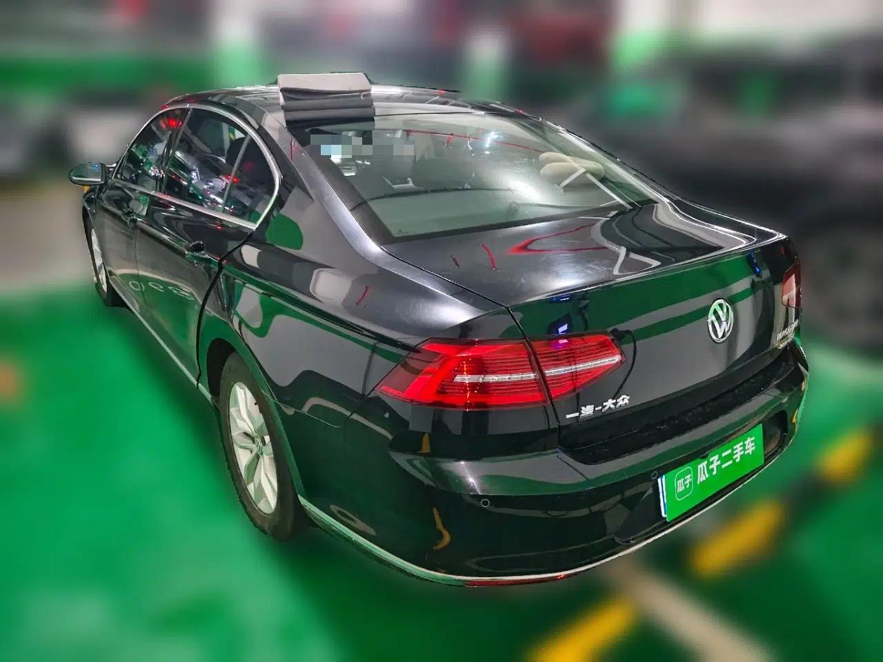 Volkswagen Magotan 2019 280TSI DSG Comfort Model China VI Standard — миниатюра 4