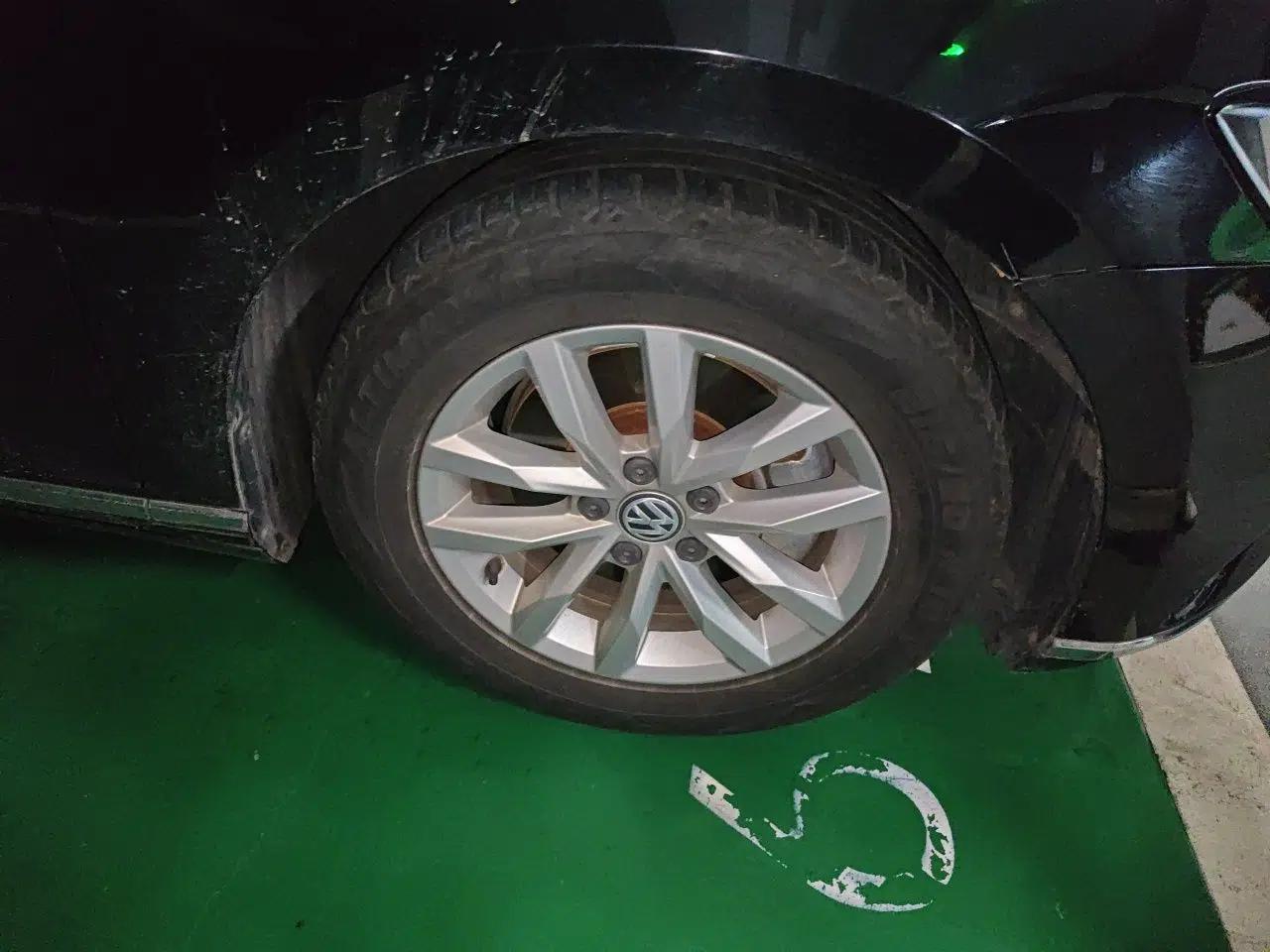 Volkswagen Magotan 2019 280TSI DSG Comfort Model China VI Standard — миниатюра 8