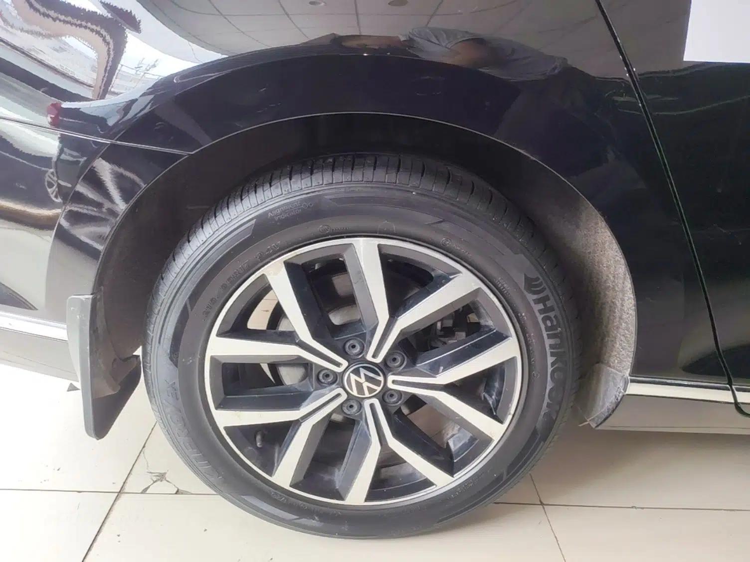 Volkswagen Magotan 2020 330TSI DSG Leading Model — миниатюра 16