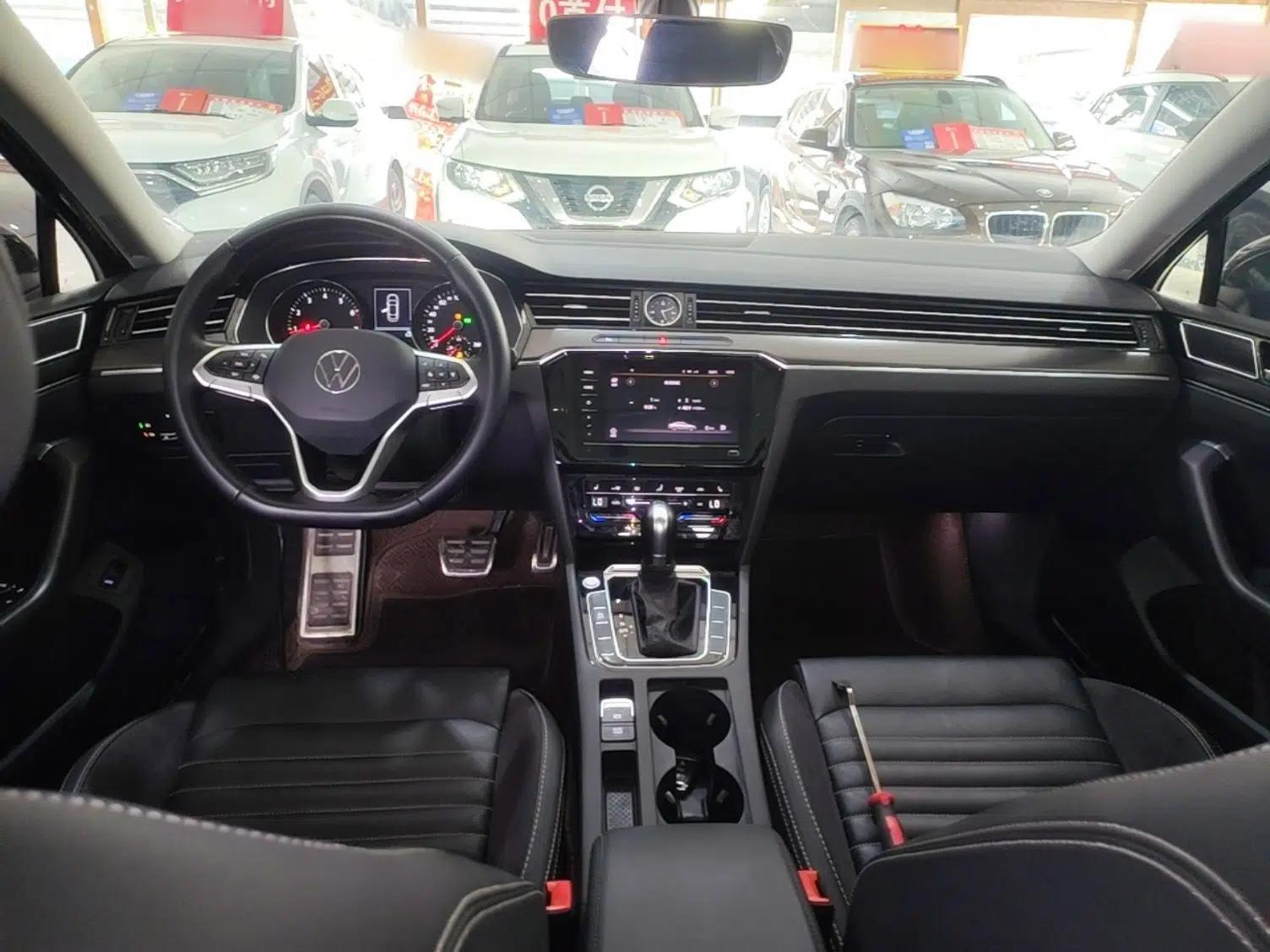 Volkswagen Magotan 2020 330TSI DSG Leading Model — миниатюра 17