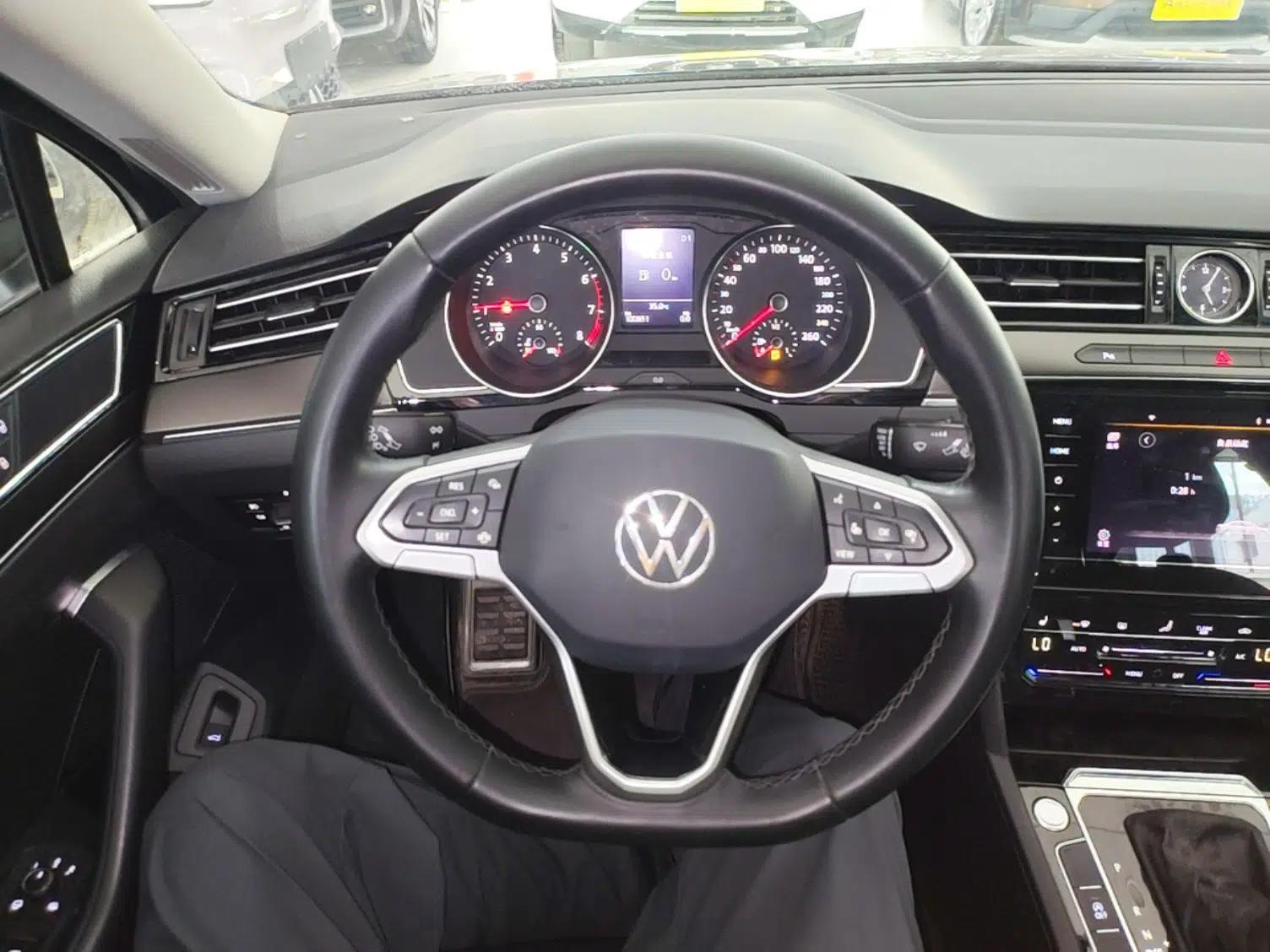 Volkswagen Magotan 2020 330TSI DSG Leading Model — миниатюра 18