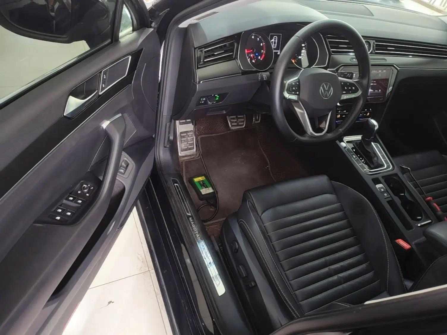 Volkswagen Magotan 2020 330TSI DSG Leading Model — миниатюра 23