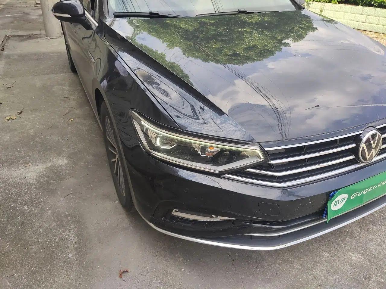 Volkswagen Magotan 2020 330TSI DSG Luxury Edition — миниатюра 7