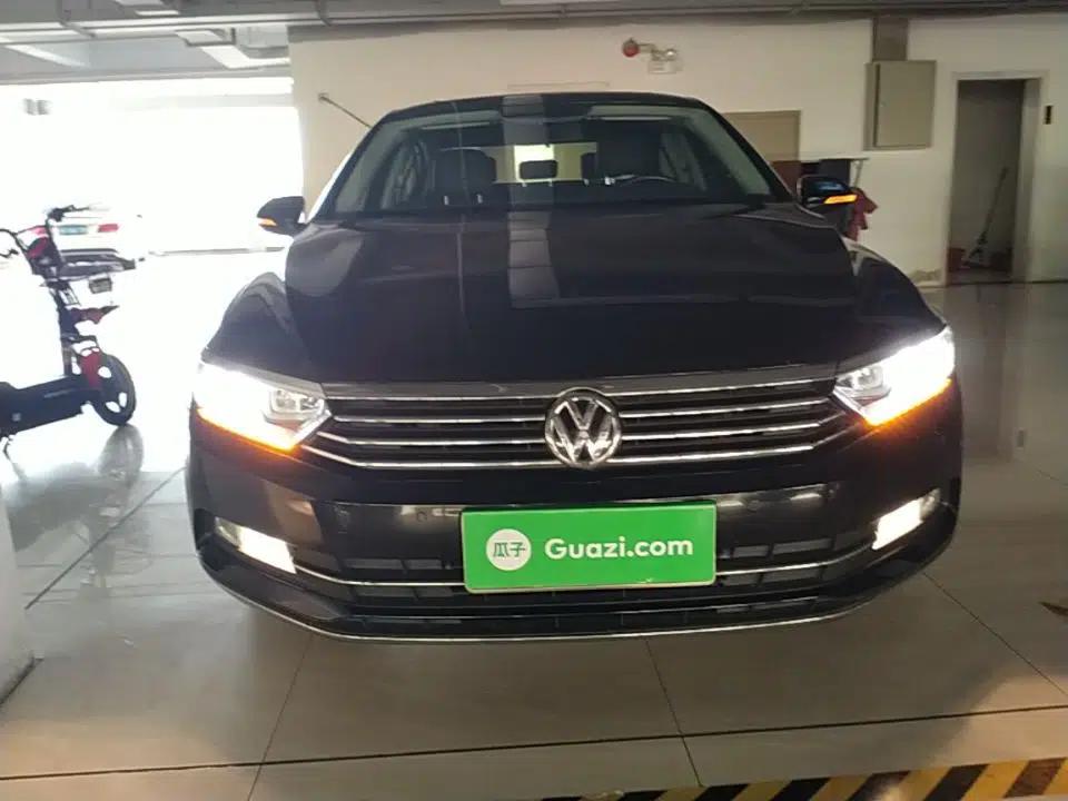 Volkswagen Magotan 2019 330TSI DSG Leading Model China VI Standard — миниатюра 2