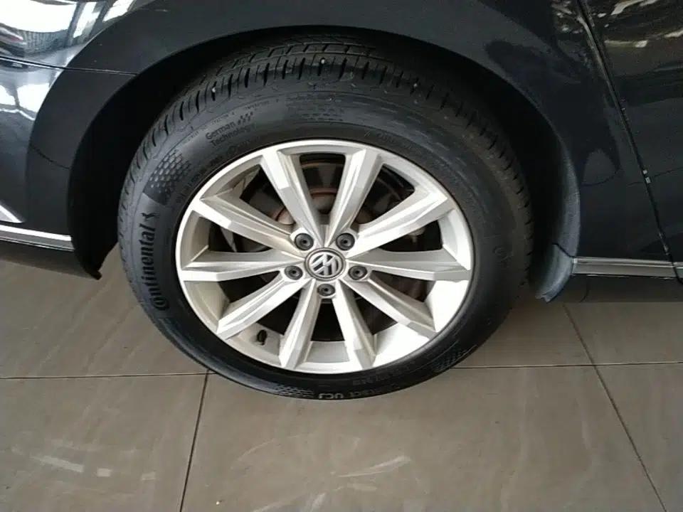 Volkswagen Magotan 2019 330TSI DSG Leading Model China VI Standard — миниатюра 11