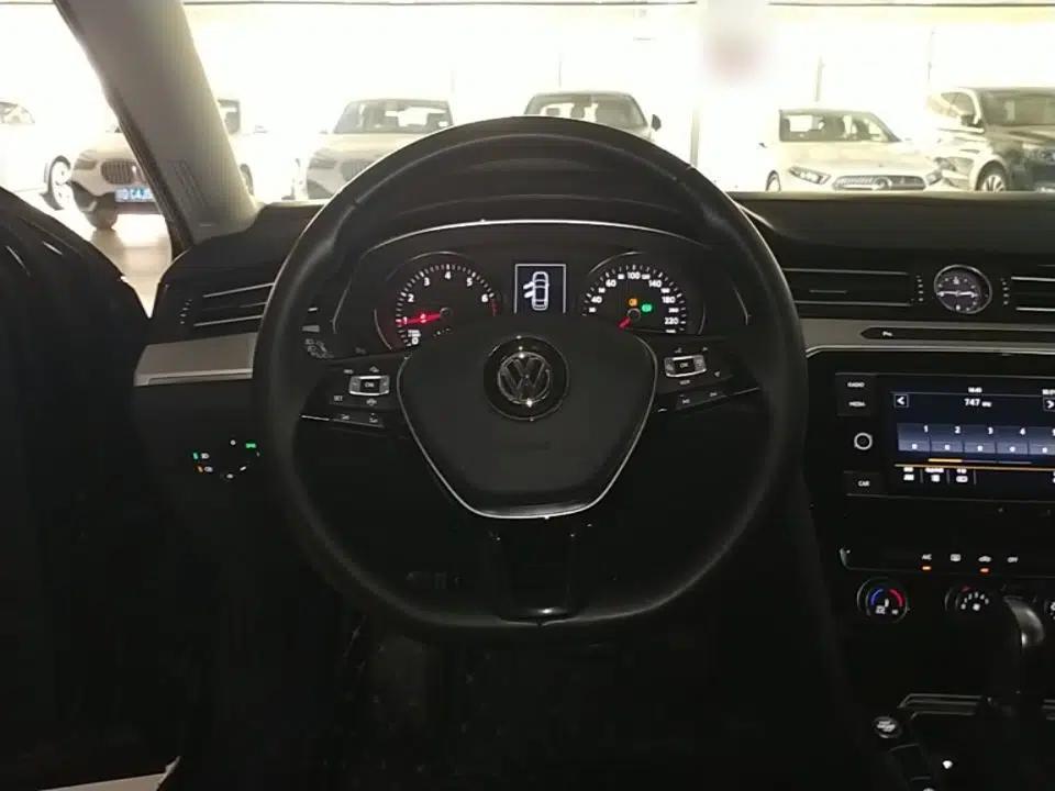 Volkswagen Magotan 2019 330TSI DSG Leading Model China VI Standard — миниатюра 13