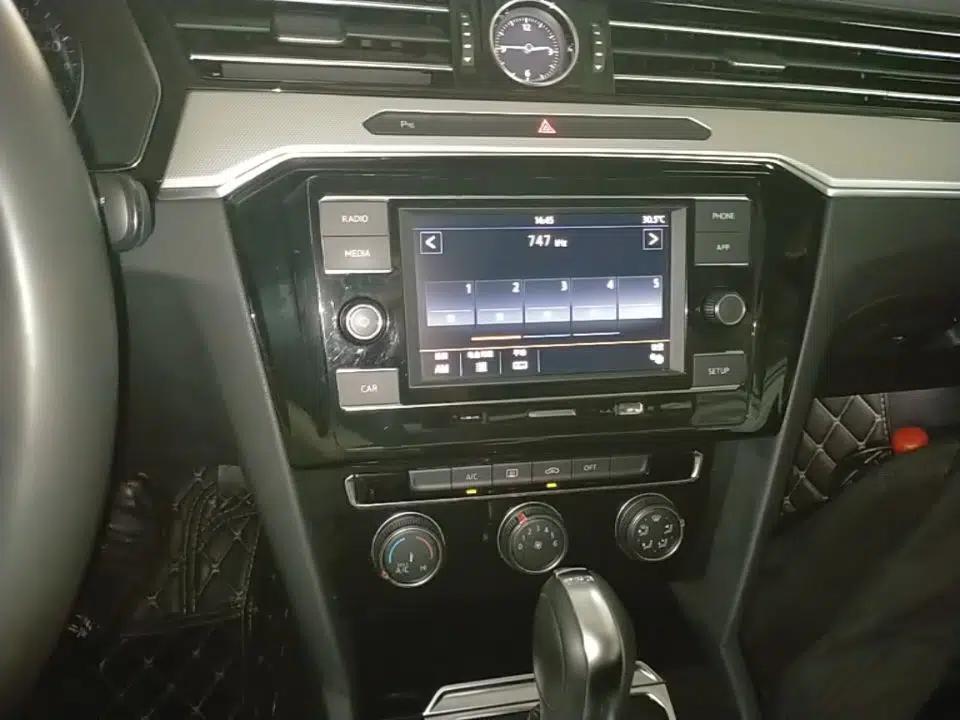 Volkswagen Magotan 2019 330TSI DSG Leading Model China VI Standard — миниатюра 15