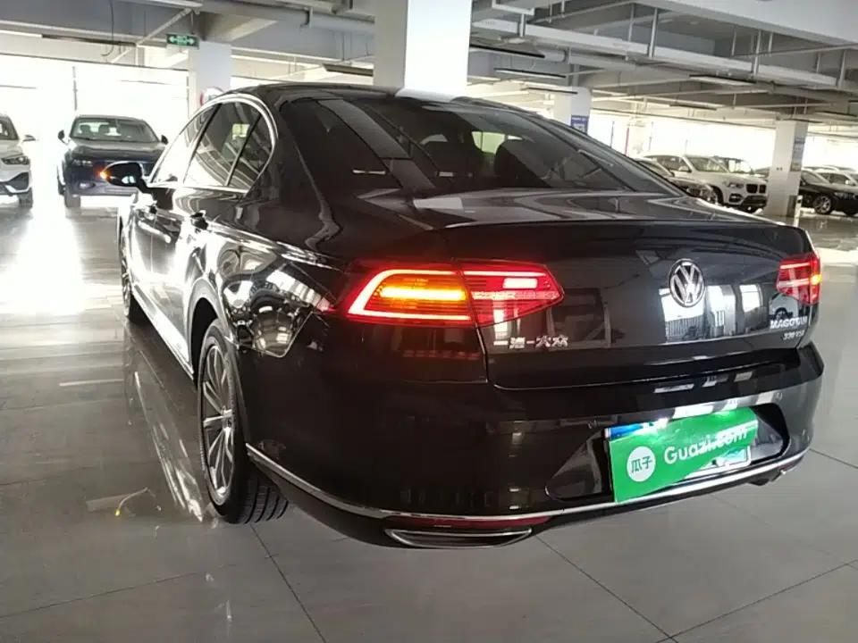 Volkswagen Magotan 2019 330TSI DSG Leading Model China VI Standard — миниатюра 4