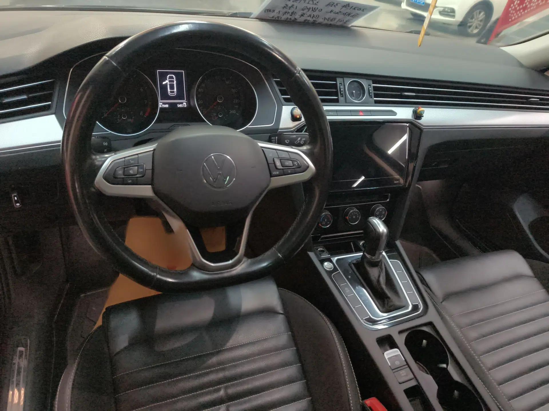 Volkswagen Magotan 2020 280TSI DSG Comfort Edition — миниатюра 9
