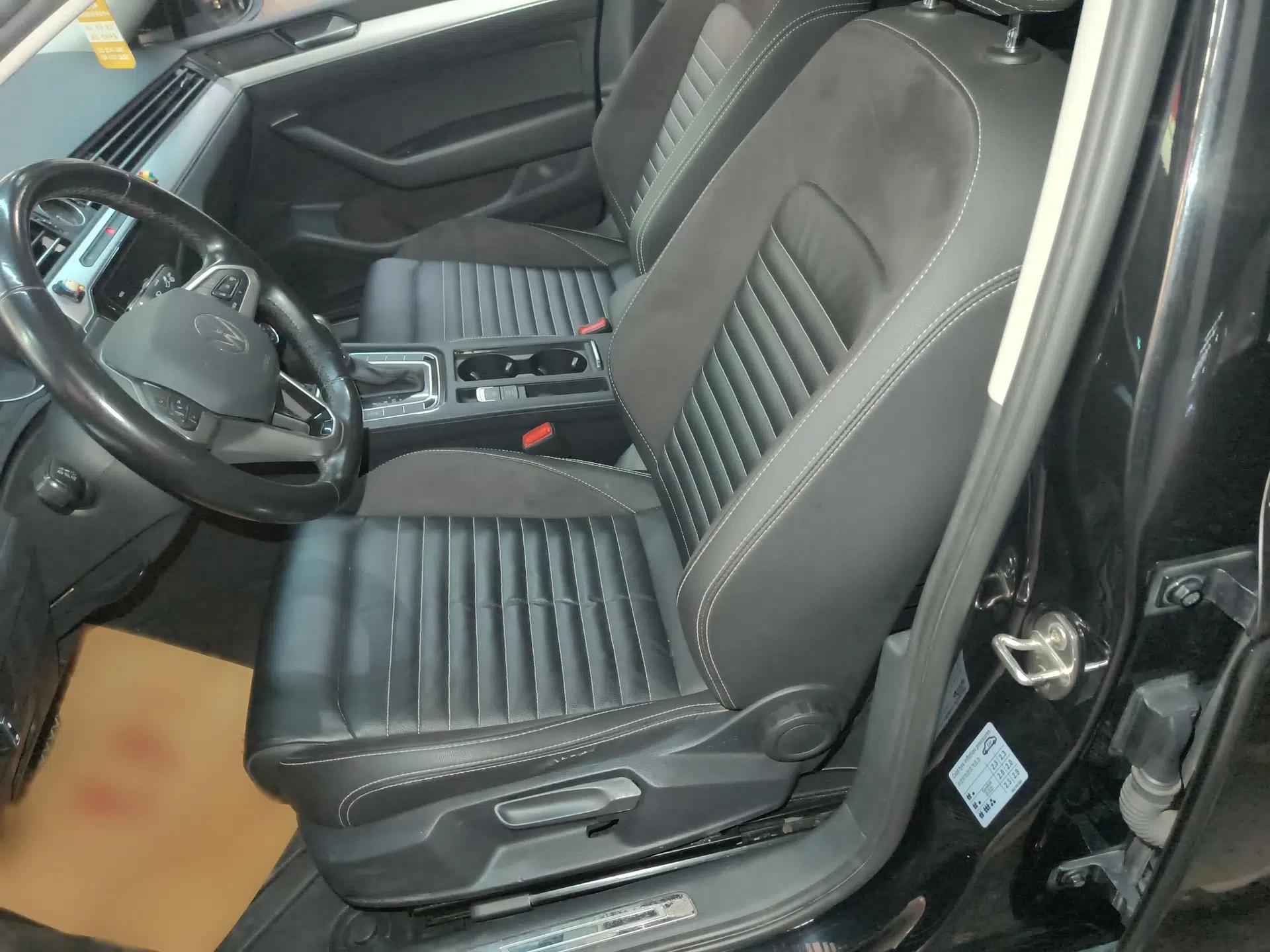 Volkswagen Magotan 2020 280TSI DSG Comfort Edition — миниатюра 10