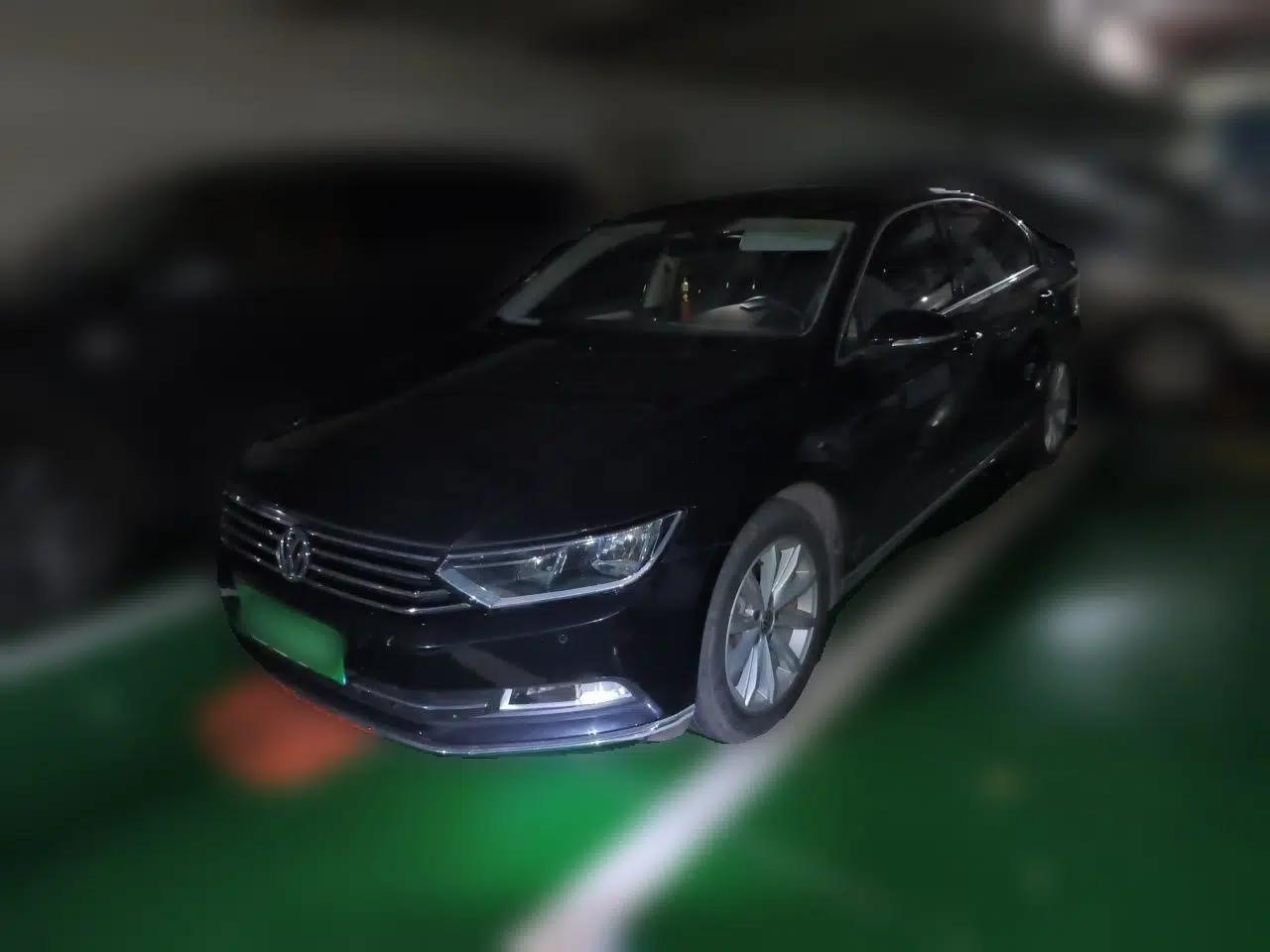 Volkswagen Magotan 2018 280TSI DSG Leading Model — миниатюра 1